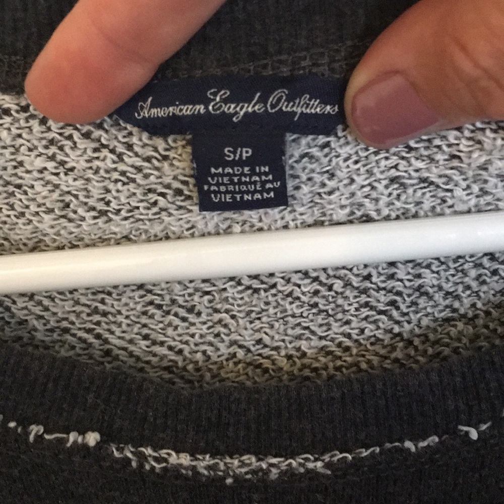 Sweater. - Picture 4 of 4